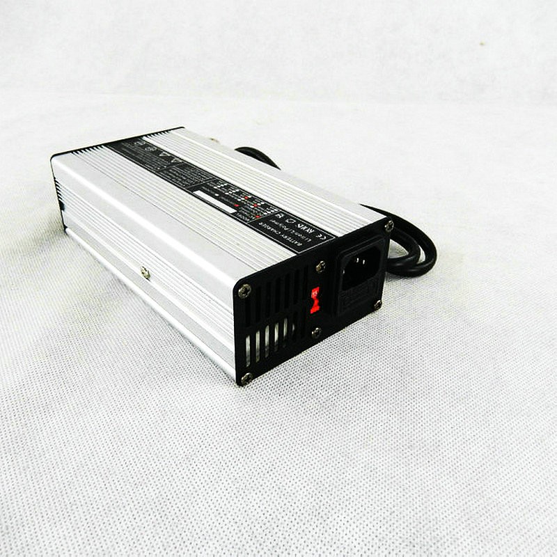 54.6V 4A Lithium Battery Charger 54.6V 4A Electric Bike Charge For